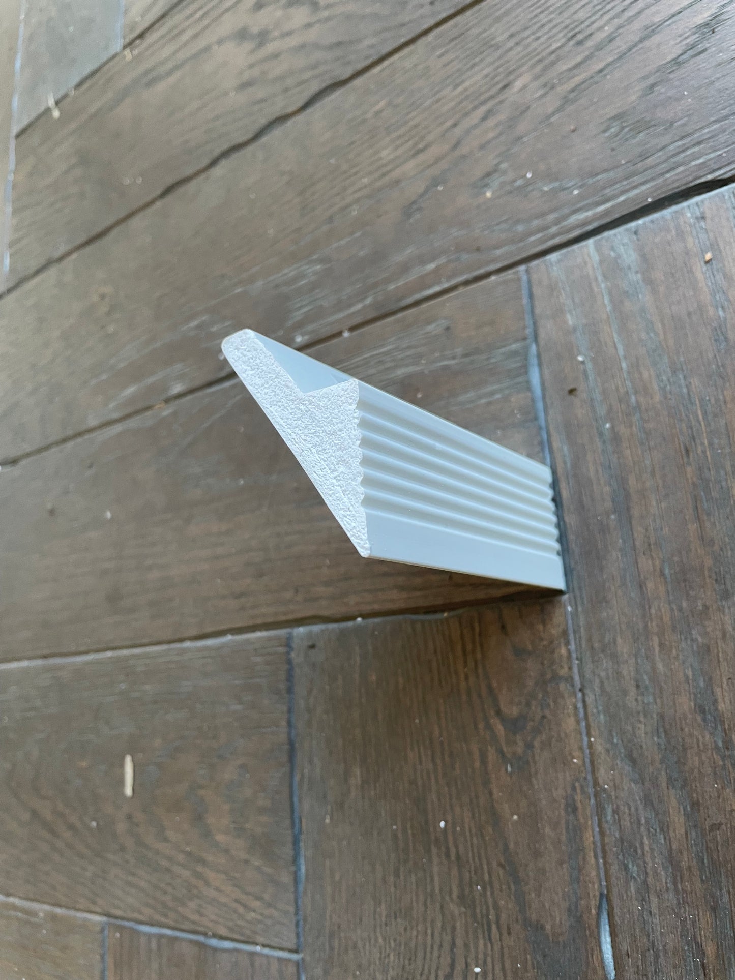L5535 Uplight
