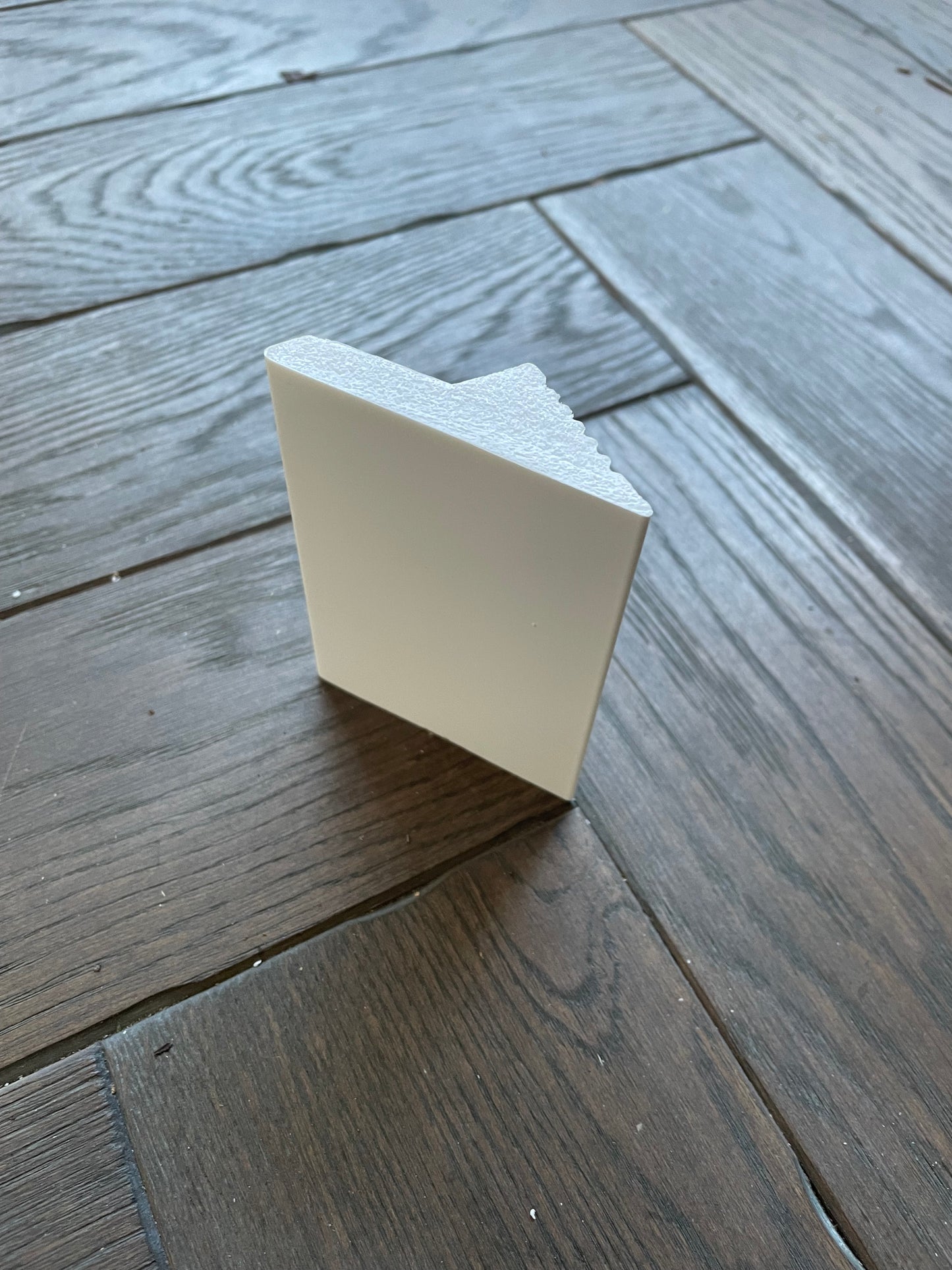 L5535 Uplight